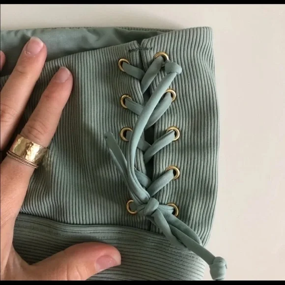 💛SALE* •LAST CHANCE• L*Space bikini set - Picture 5 of 5